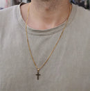 Colar masculino com pingente de cruz